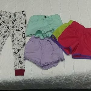 Bundle of 3T kids pants, great condition